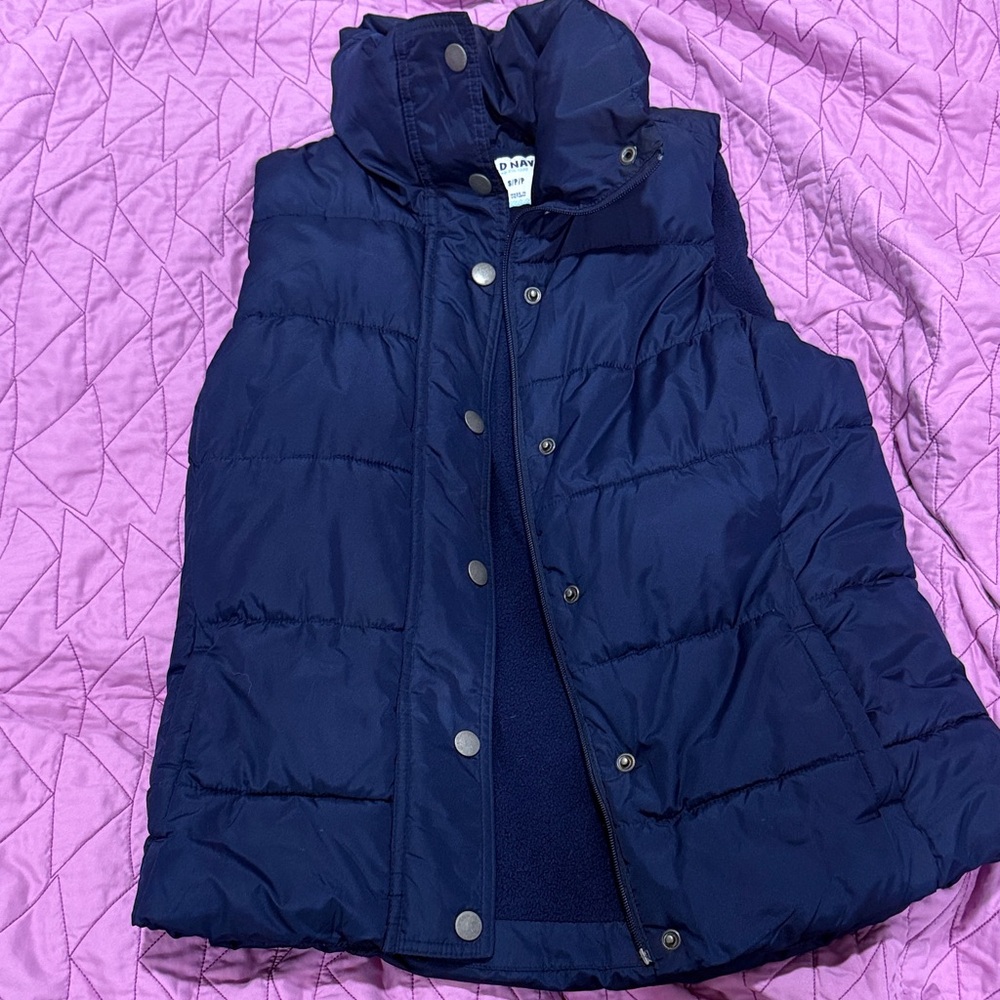old navy, navy Puffer Vest